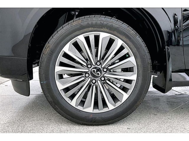 2027 INFINITI QX80 LUXE