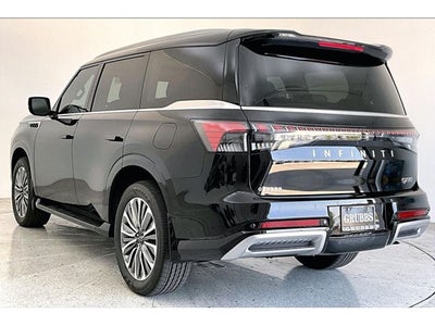2027 INFINITI QX80 LUXE