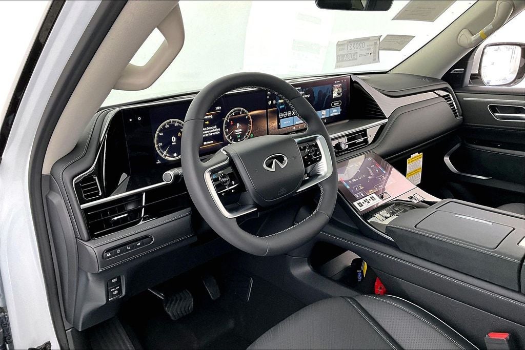 2027 INFINITI QX80 LUXE
