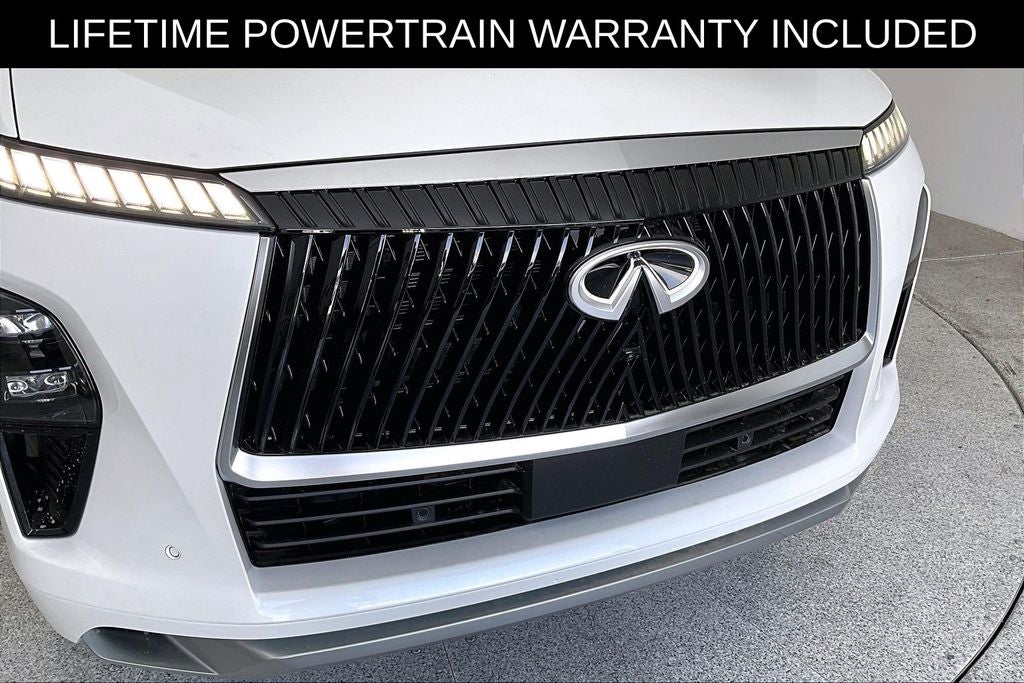 2027 INFINITI QX80 LUXE