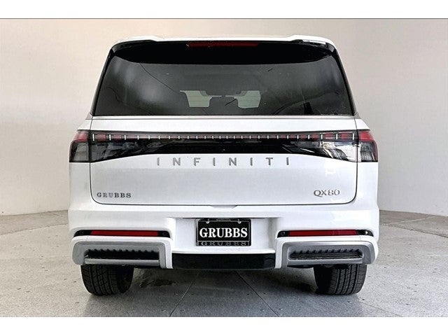 2027 INFINITI QX80 LUXE