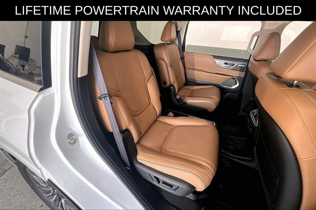 2027 INFINITI QX80 LUXE