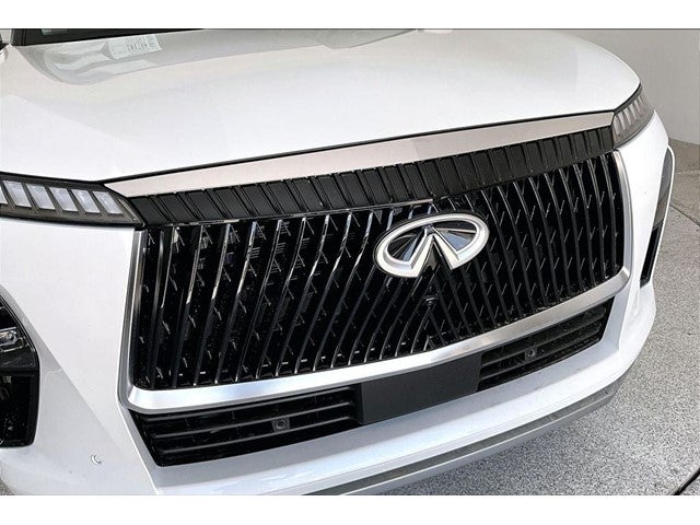 2027 INFINITI QX80 LUXE