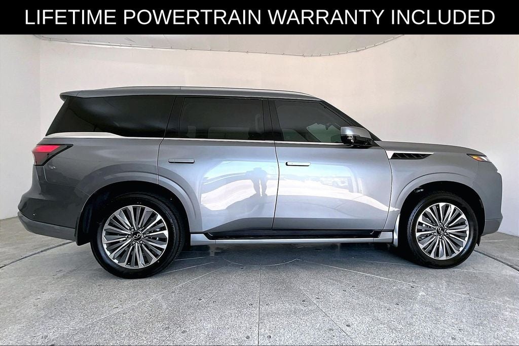 2026 INFINITI QX80 LUXE