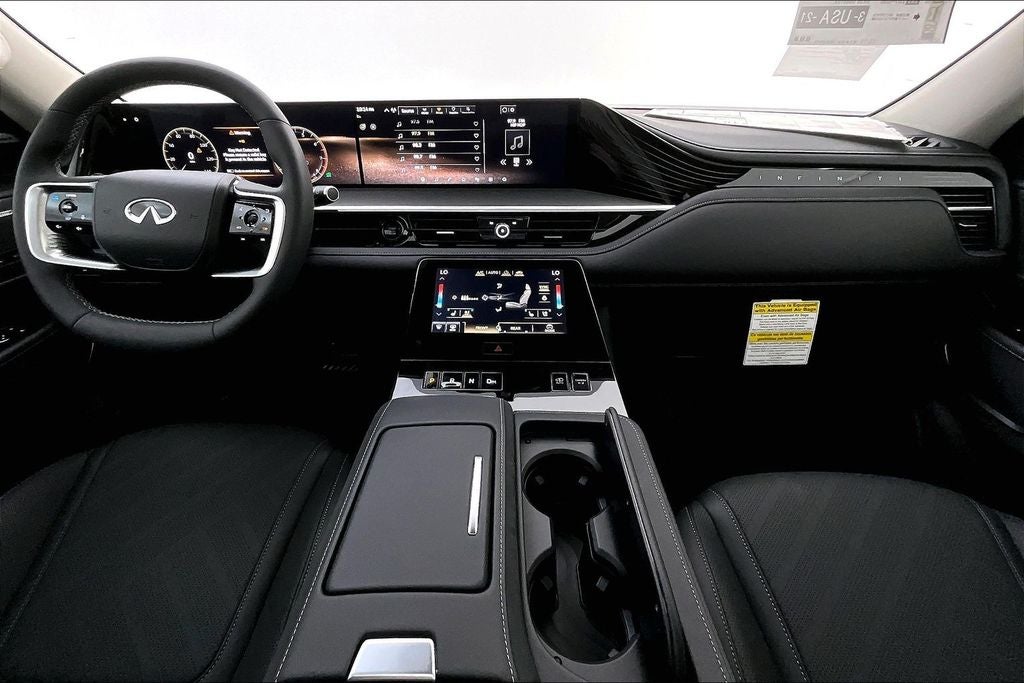 2026 INFINITI QX80 LUXE