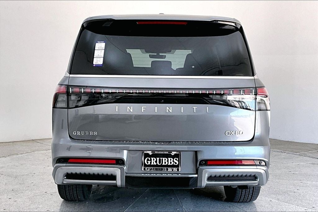 2026 INFINITI QX80 LUXE