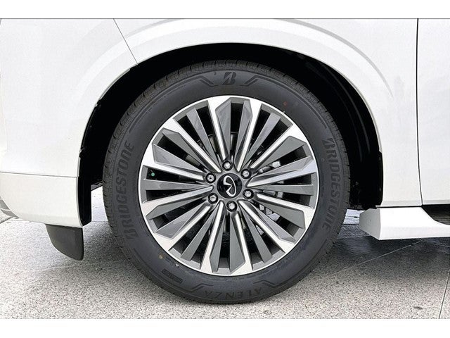 2027 INFINITI QX80 LUXE
