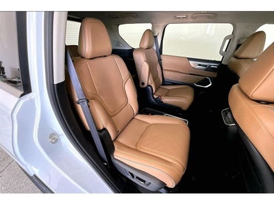 2027 INFINITI QX80 LUXE
