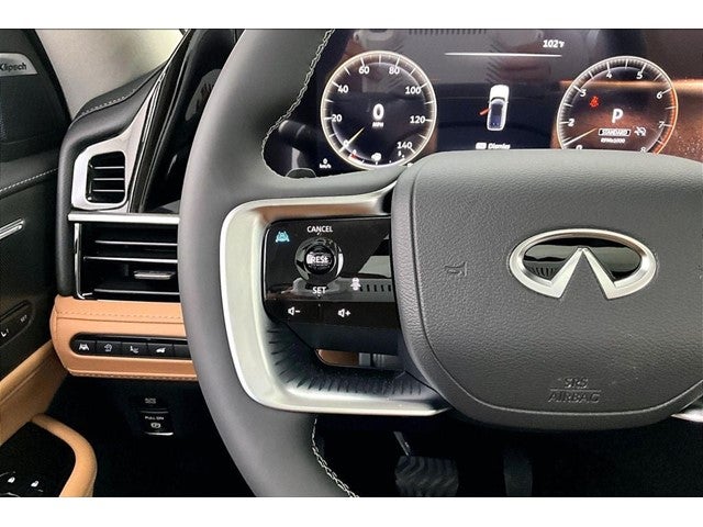 2027 INFINITI QX80 LUXE