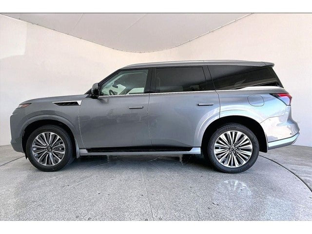 2027 INFINITI QX80 LUXE