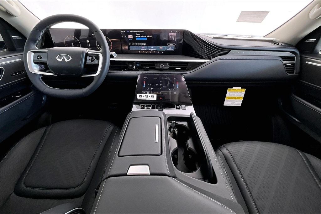 2026 INFINITI QX80 LUXE