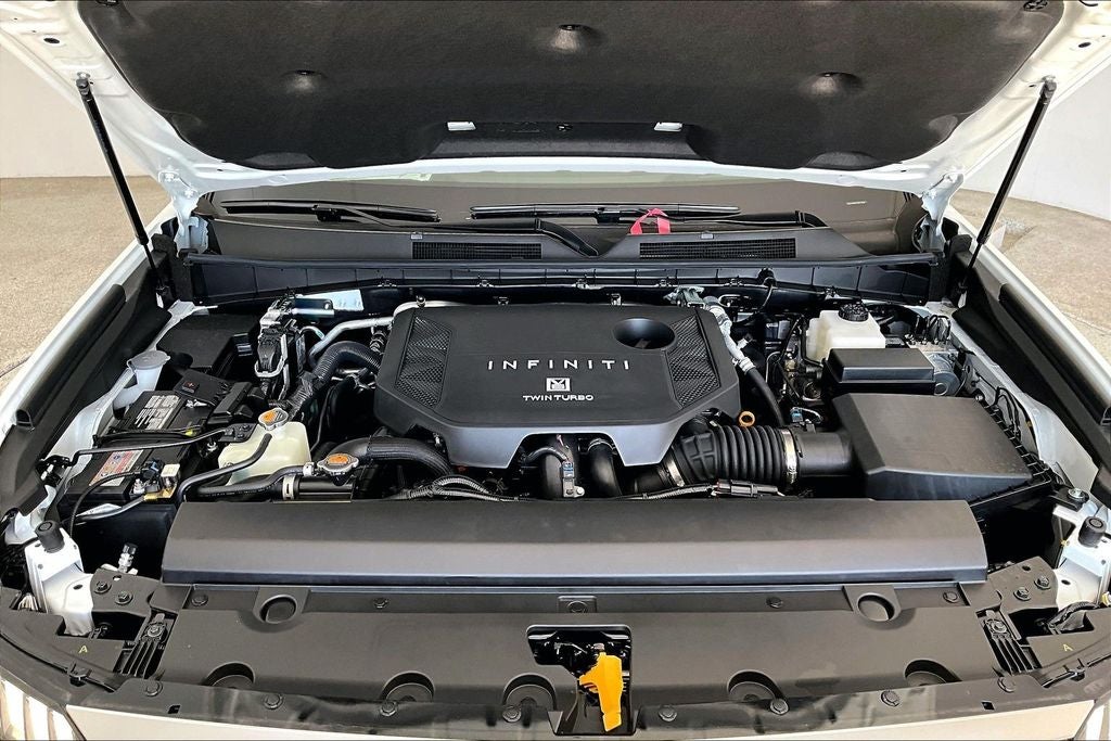 2026 INFINITI QX80 LUXE