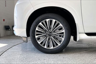 2026 INFINITI QX80 LUXE
