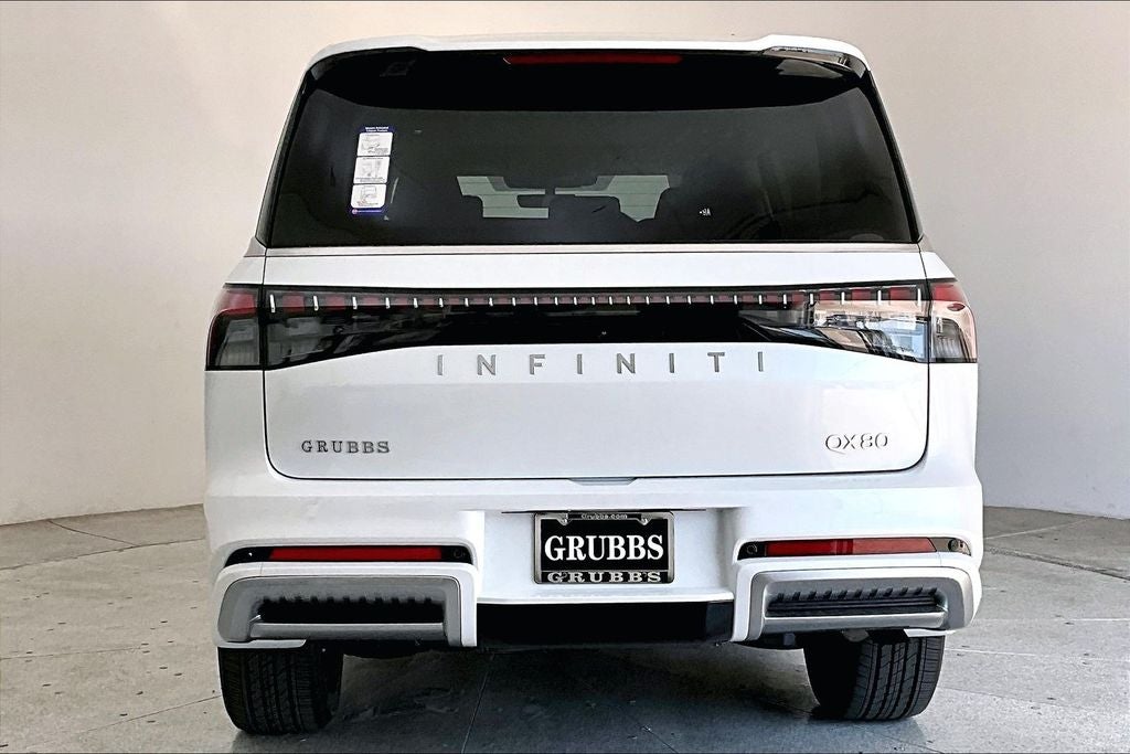 2026 INFINITI QX80 LUXE