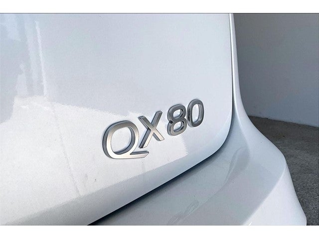 2026 INFINITI QX80 LUXE