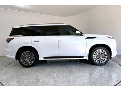 2026 INFINITI QX80 LUXE