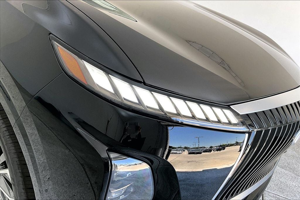 2027 INFINITI QX80 LUXE