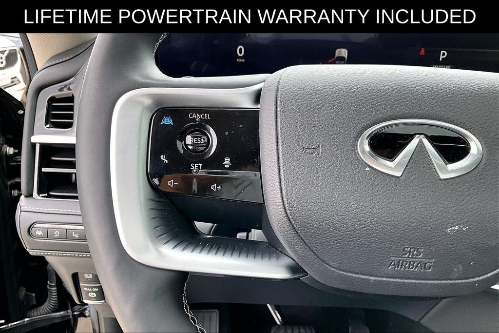 2025 INFINITI QX80 LUXE