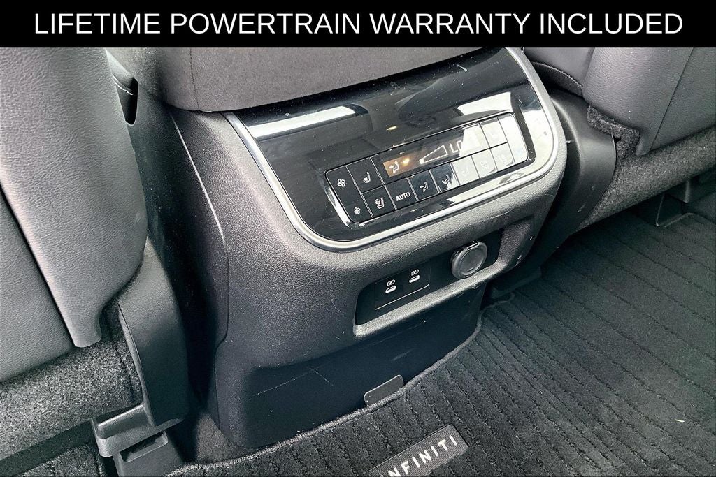 2025 INFINITI QX80 LUXE