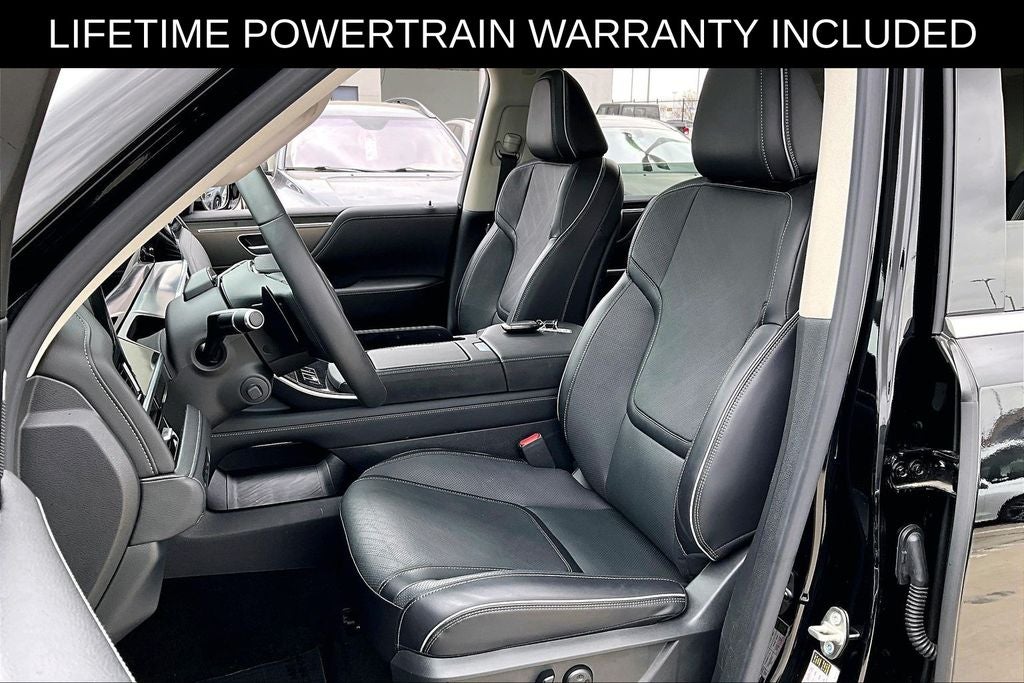 2025 INFINITI QX80 LUXE