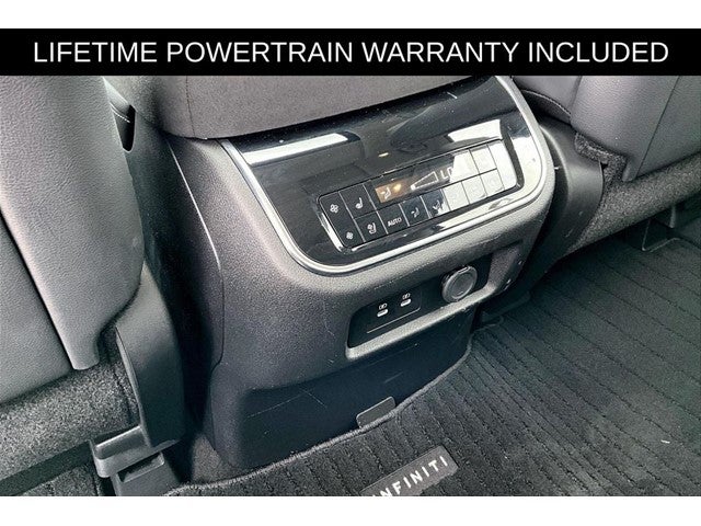 2025 INFINITI QX80 LUXE