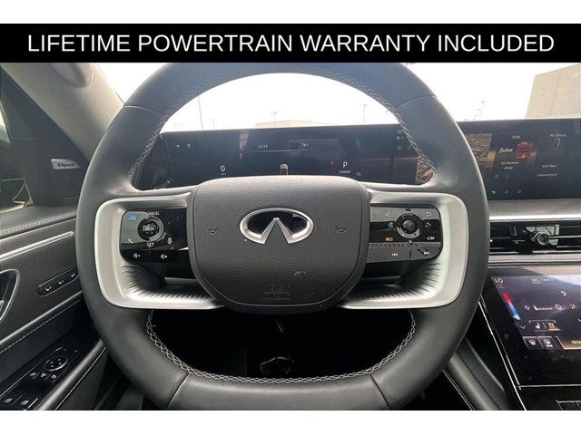 2025 INFINITI QX80 LUXE