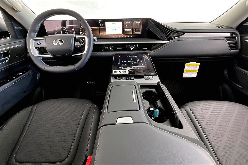 2026 INFINITI QX80 LUXE