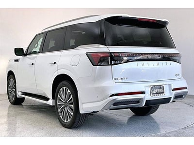 2027 INFINITI QX80 LUXE