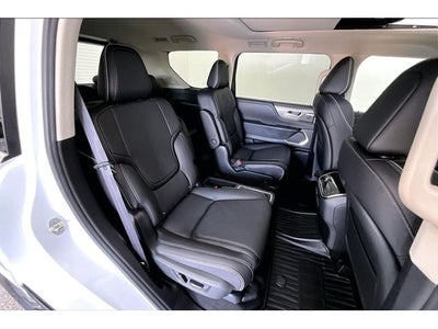 2027 INFINITI QX80 LUXE