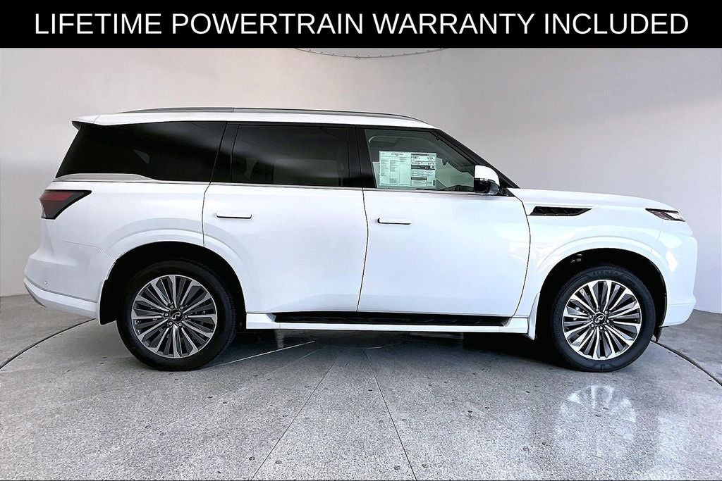 2027 INFINITI QX80 LUXE