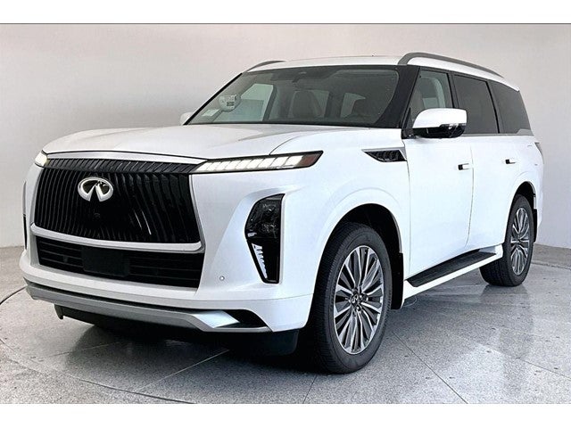 2027 INFINITI QX80 LUXE