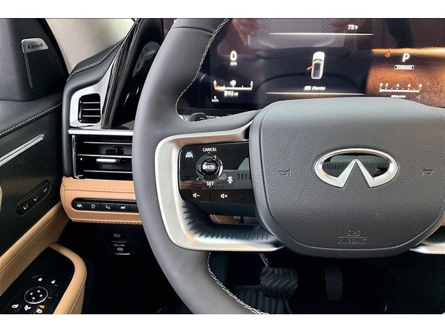 2027 INFINITI QX80 LUXE