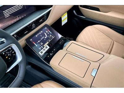 2027 INFINITI QX80 LUXE