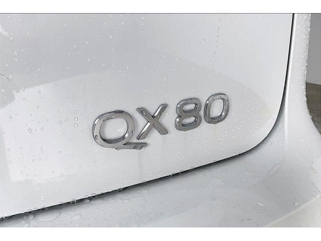 2027 INFINITI QX80 LUXE