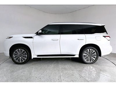 2027 INFINITI QX80 LUXE