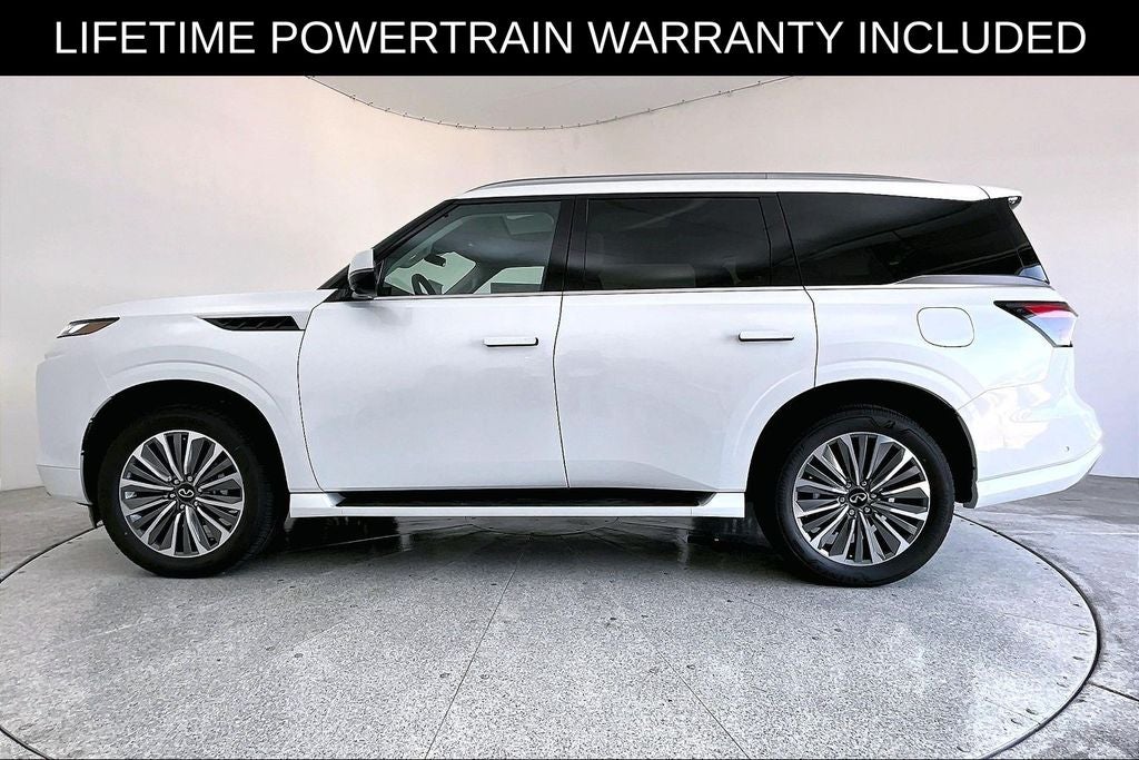 2027 INFINITI QX80 LUXE