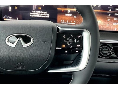 2027 INFINITI QX80 LUXE