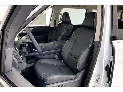 2027 INFINITI QX80 LUXE