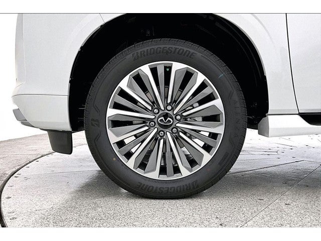 2027 INFINITI QX80 LUXE