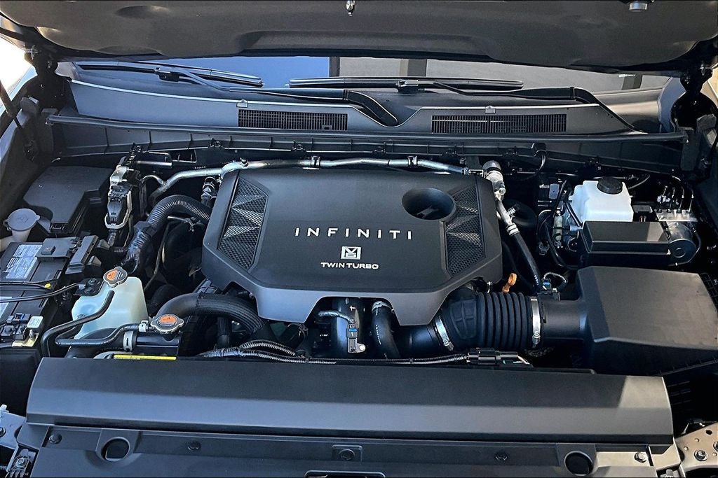 2026 INFINITI QX80 LUXE