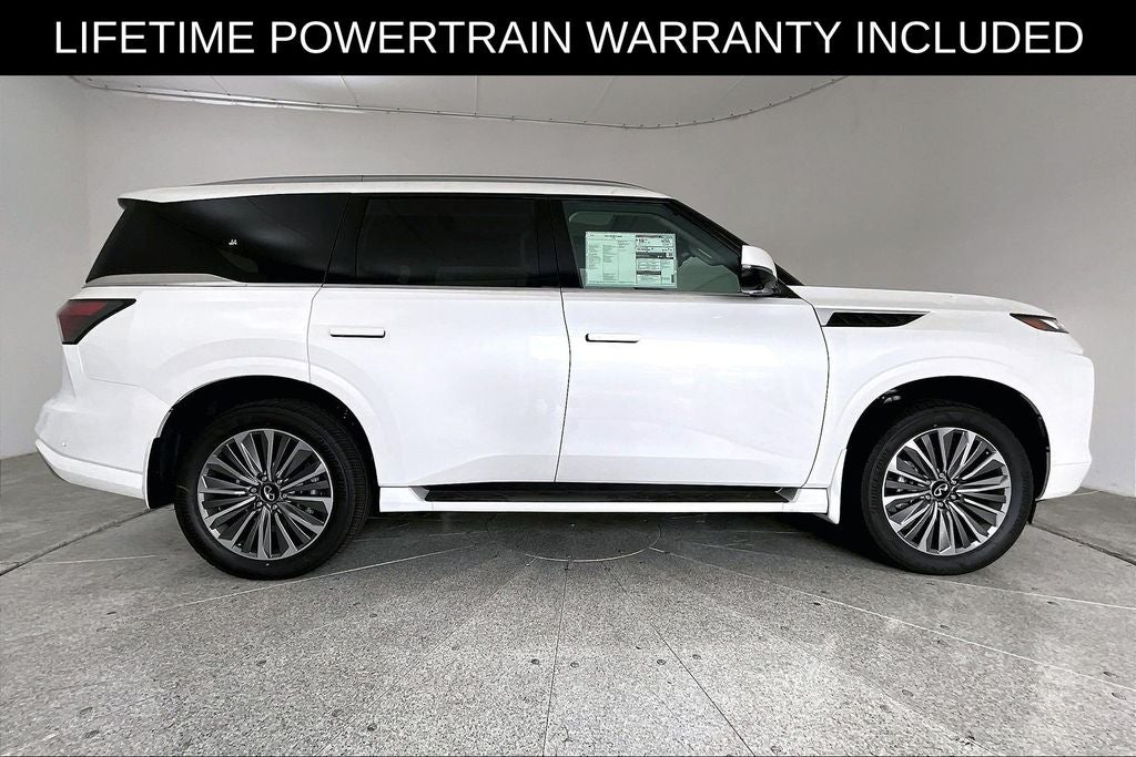 2027 INFINITI QX80 LUXE