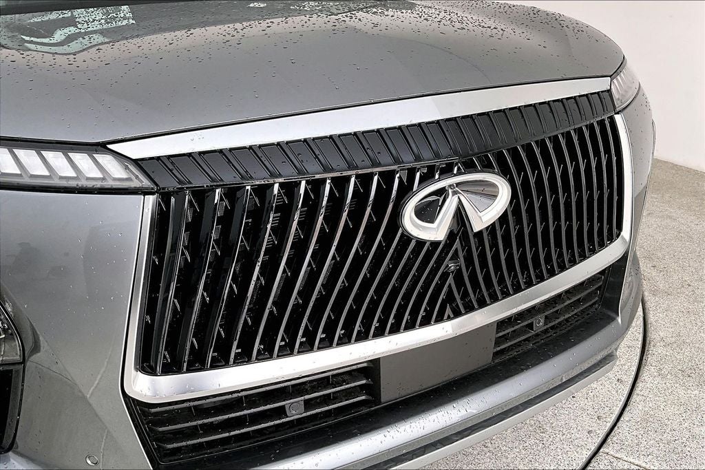 2027 INFINITI QX80 LUXE