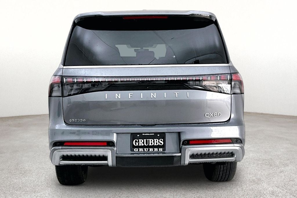 2027 INFINITI QX80 LUXE