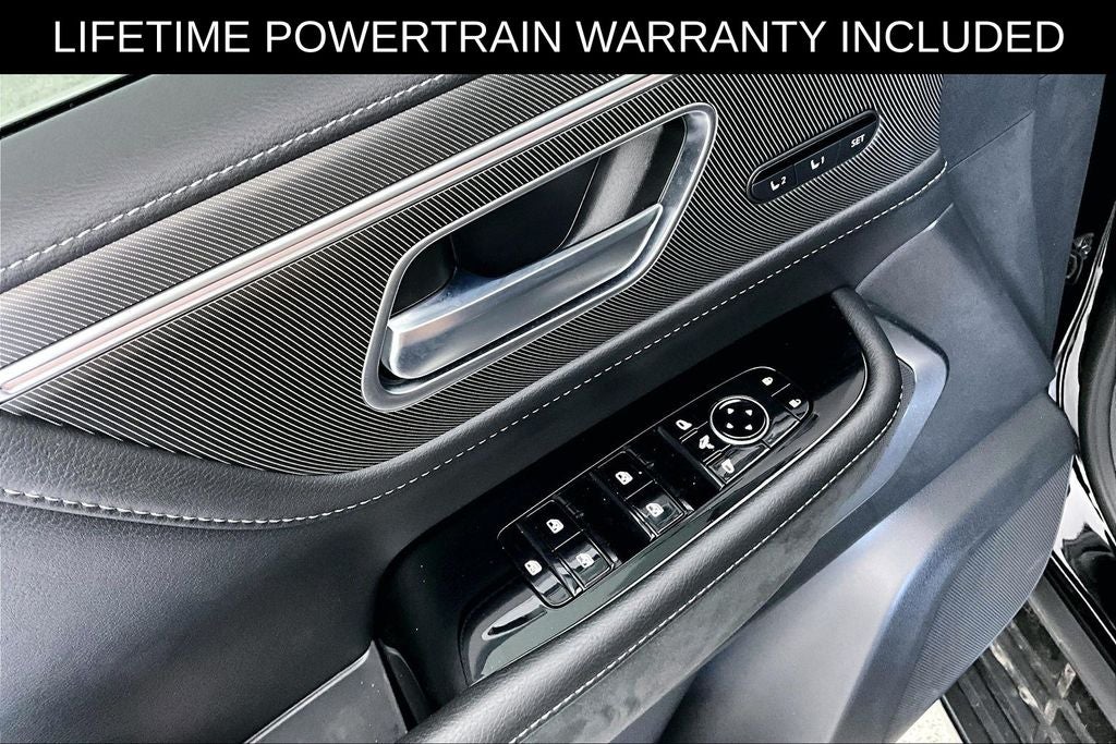 2027 INFINITI QX80 LUXE