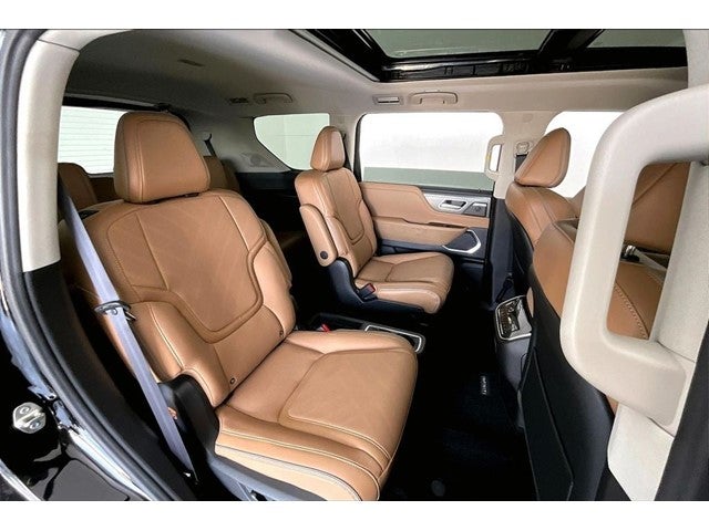 2027 INFINITI QX80 LUXE