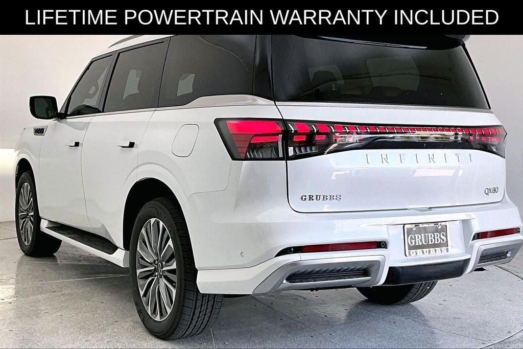 2027 INFINITI QX80 LUXE