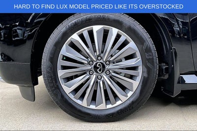 2026 INFINITI QX80 LUXE