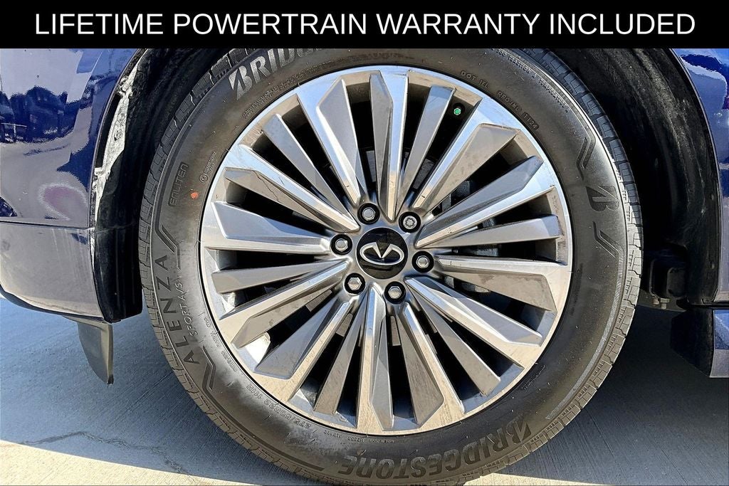 2025 INFINITI QX80 LUXE