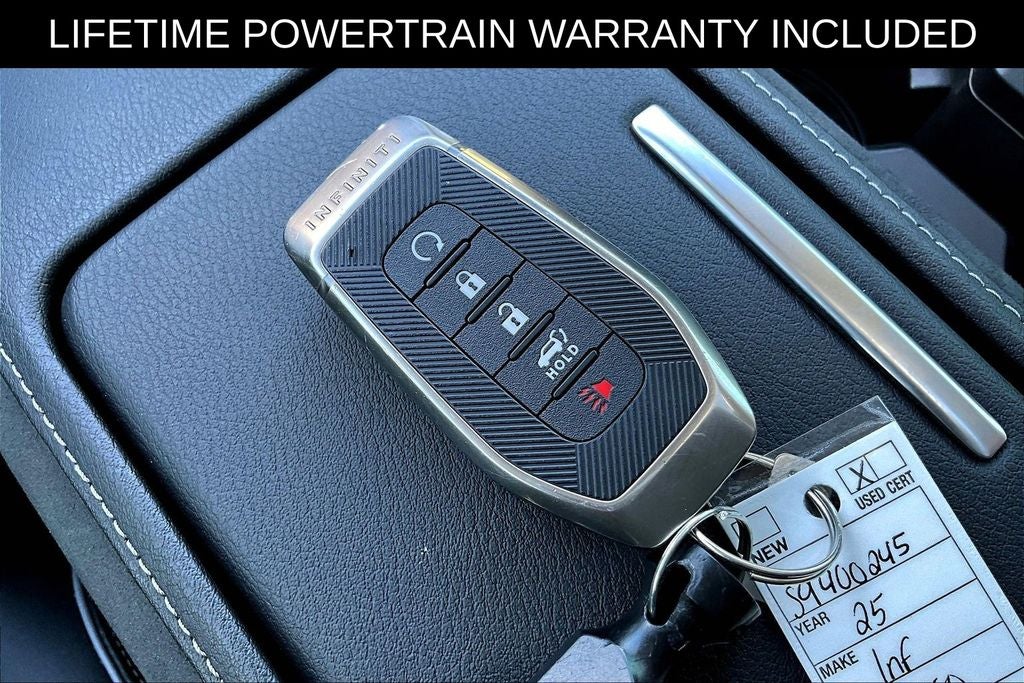 2025 INFINITI QX80 LUXE