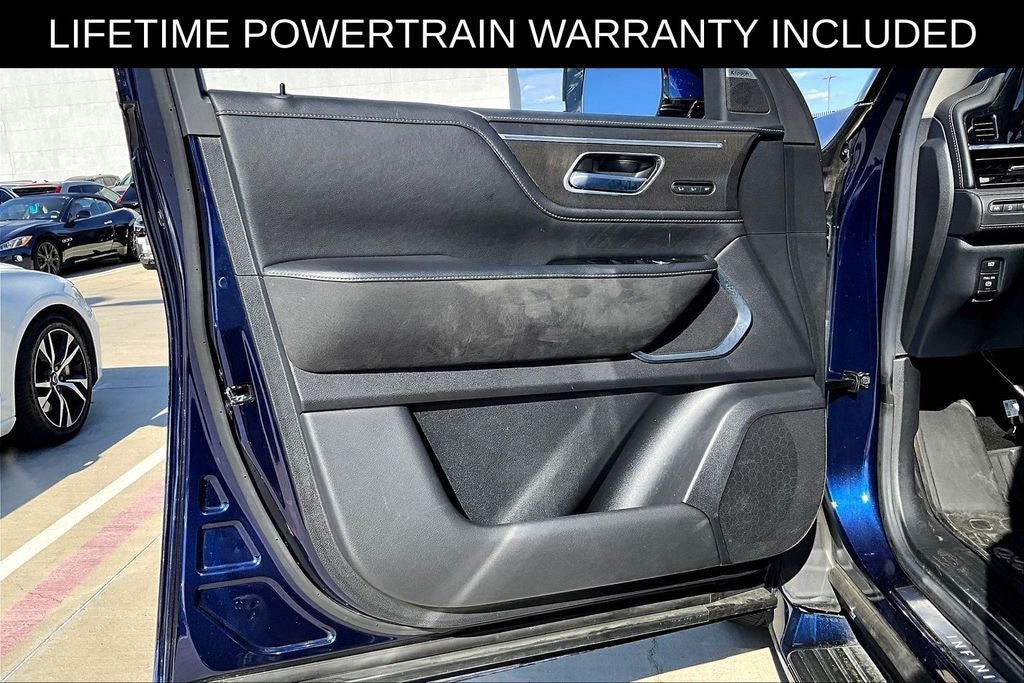 2025 INFINITI QX80 LUXE